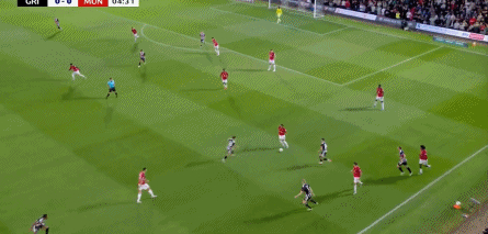 九游体育APP-曼联训练开放日，今晨主帅复盘引欢呼，荷甲在即，赛程密集仍需轮换的简单介绍-九游体育APP