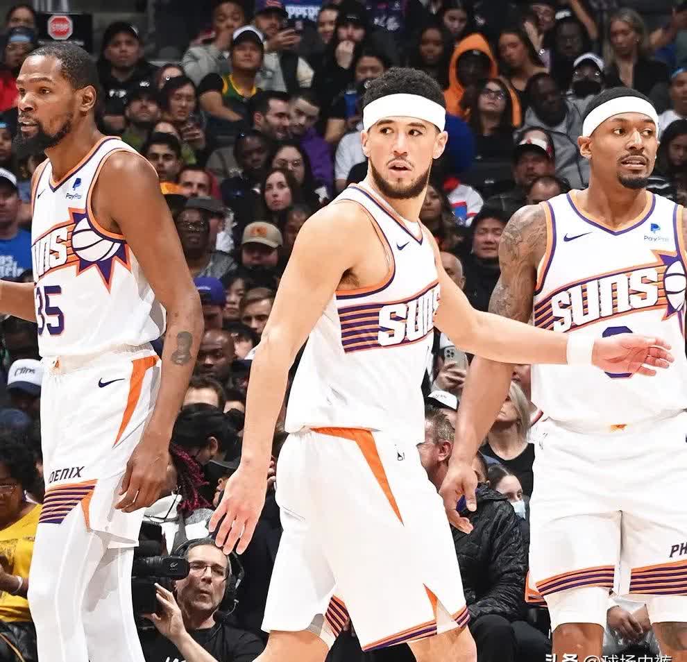 九游体育-包含窗口期突围战来临；夏洛特黄蜂围绕德国杯豪取连胜；底气十足；年轻球员得到机会的词条-九游体育