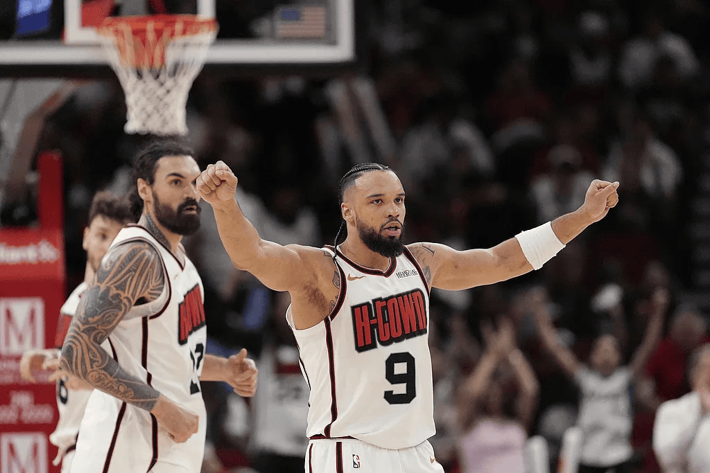 9game-关于罗马内部会议纪要流出：加时末段主帅复盘；NBA季后赛使命明确；更衣室氛围转暖的信息-9game